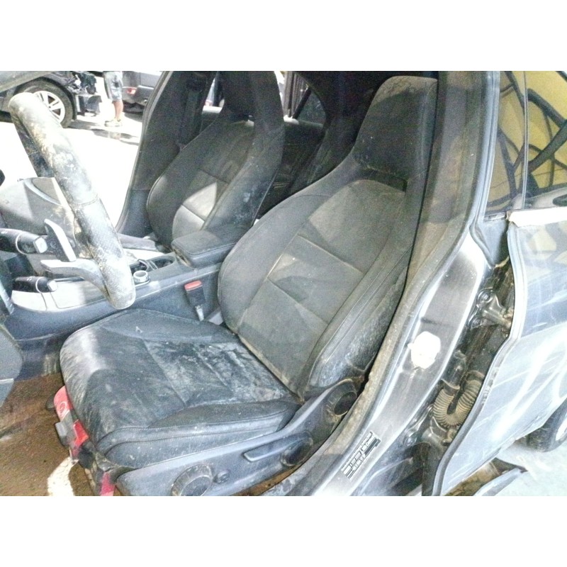 mercedes-benz cla coupé (c117) del año 2015