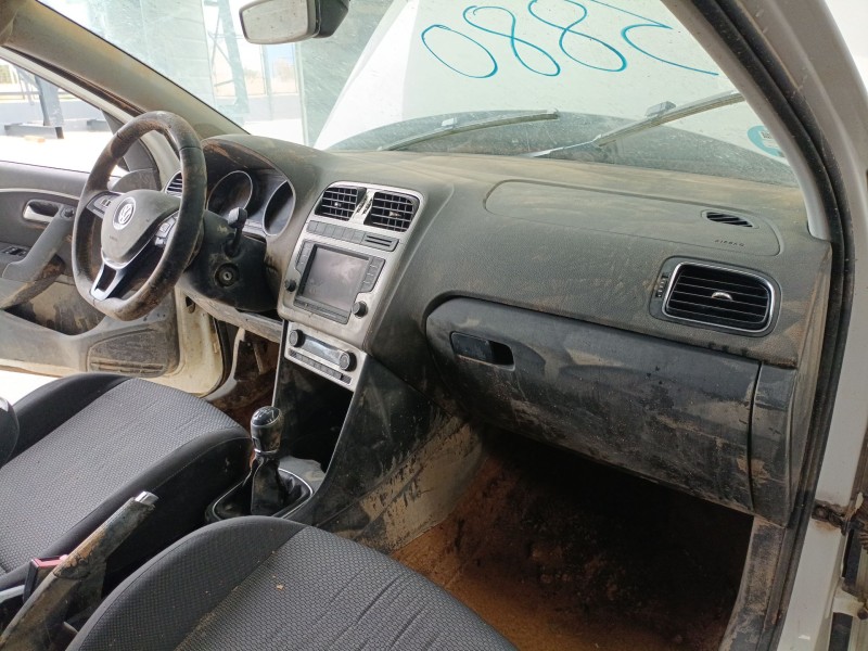 volkswagen polo v (6r1, 6c1) del año 2015