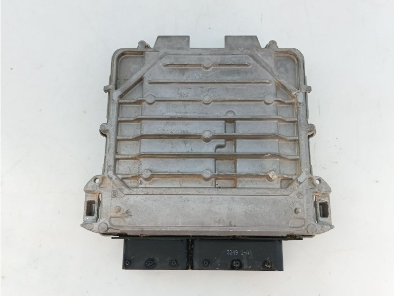 Recambio de centralita motor uce para mercedes-benz glb (x247) glb 250 4-matic (247.647) referencia OEM IAM A2649001400  