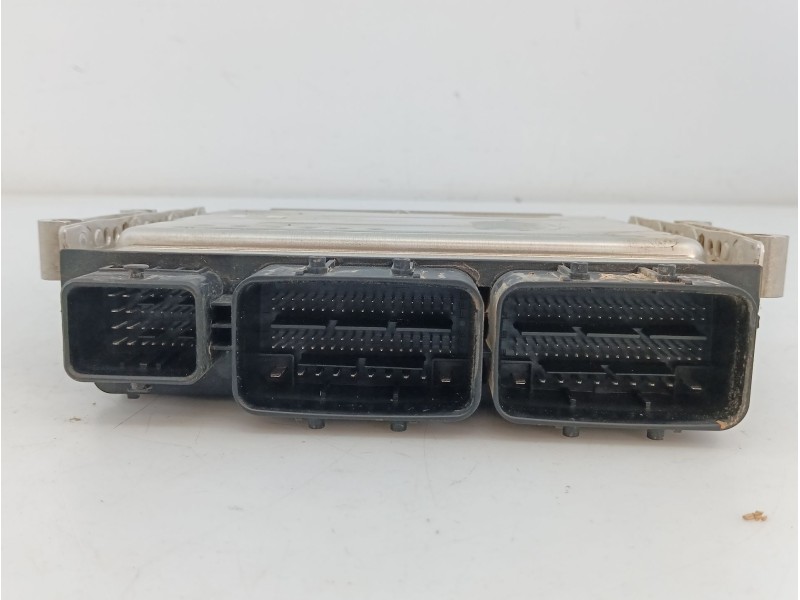 Recambio de centralita motor uce para renault express furgoneta/monovolumen 1.5 blue dci 75 (f6aa) referencia OEM IAM 237107894S