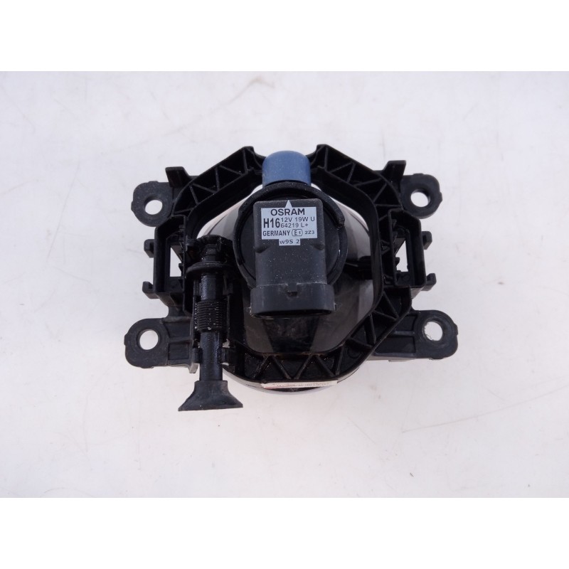 Recambio de faro antiniebla derecho para dacia sandero iii referencia OEM IAM 261500096R  E1-A1-39-2