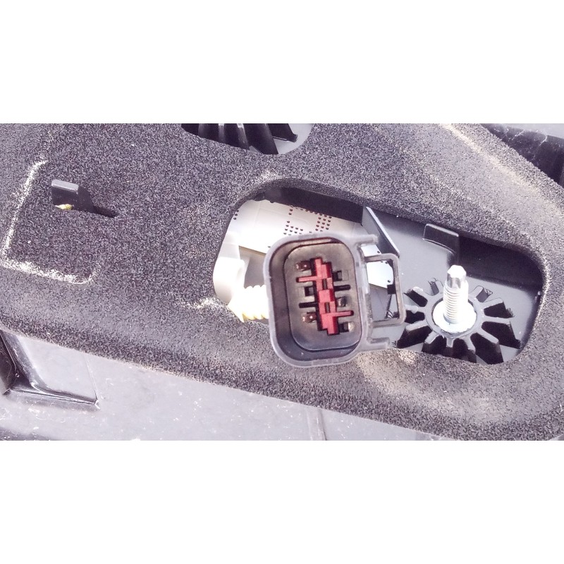 Recambio de piloto trasero ambos lados para land rover range rover velar referencia OEM IAM J8A213192BE  E1-B4-19-1