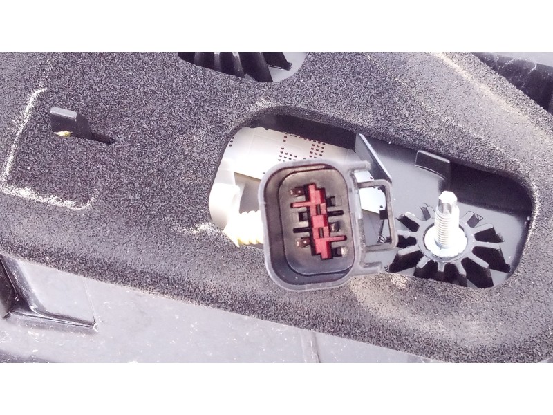 Recambio de piloto trasero ambos lados para land rover range rover velar referencia OEM IAM J8A213192BE  E1-B4-19-1