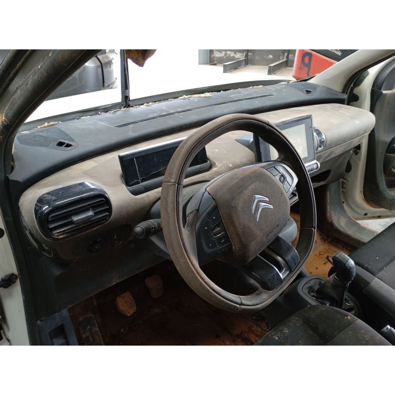 Recambio de salpicadero para citroën c4 cactus 1.6 bluehdi 100 referencia OEM IAM   