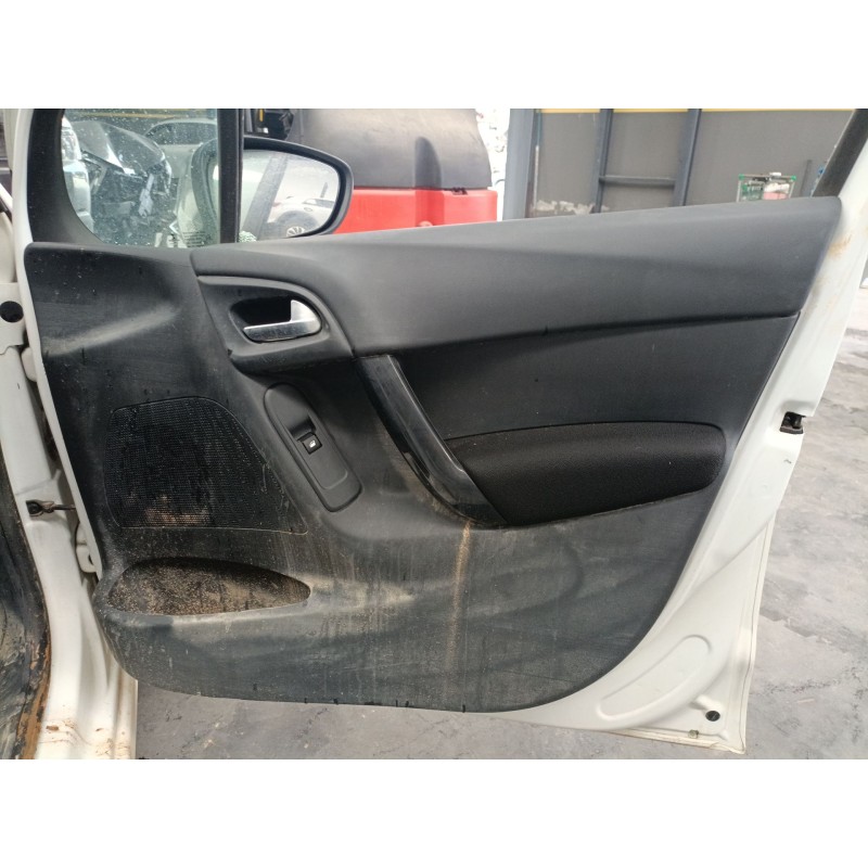 Recambio de guarnecido puerta delantera derecha para citroën c3 ii (sc_) 1.4 hdi 70 (sc8hzc, sc8hr0, sc8hp4) referencia OEM IAM 
