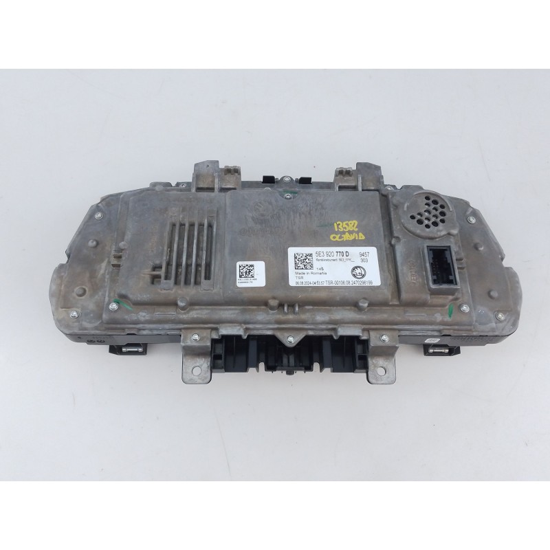 Recambio de cuadro instrumentos para skoda octavia iv combi (nx5, pv5) 2.0 tdi referencia OEM IAM 5E3920770D  