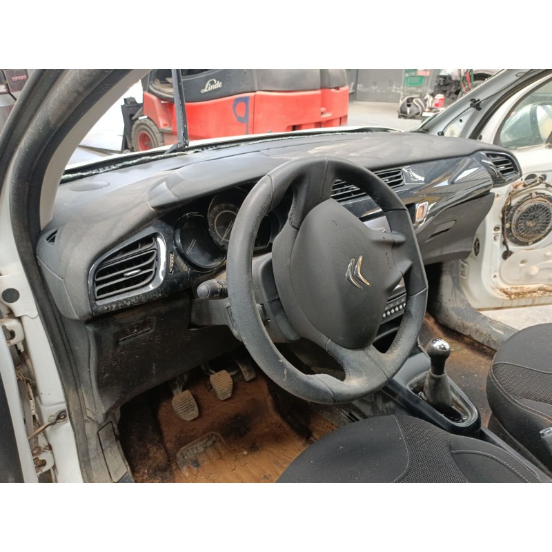 Recambio de salpicadero para citroën c3 ii (sc_) 1.4 hdi 70 (sc8hzc, sc8hr0, sc8hp4) referencia OEM IAM   