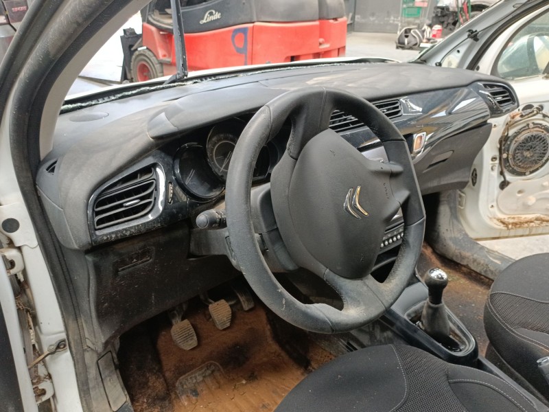 Recambio de salpicadero para citroën c3 ii (sc_) 1.4 hdi 70 (sc8hzc, sc8hr0, sc8hp4) referencia OEM IAM   