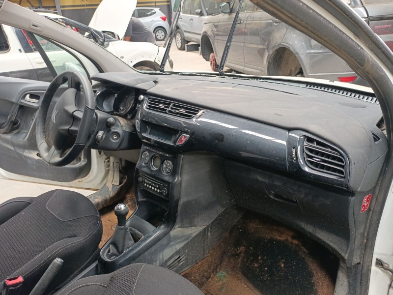 Recambio de salpicadero para citroën c3 ii (sc_) 1.4 hdi 70 (sc8hzc, sc8hr0, sc8hp4) referencia OEM IAM   