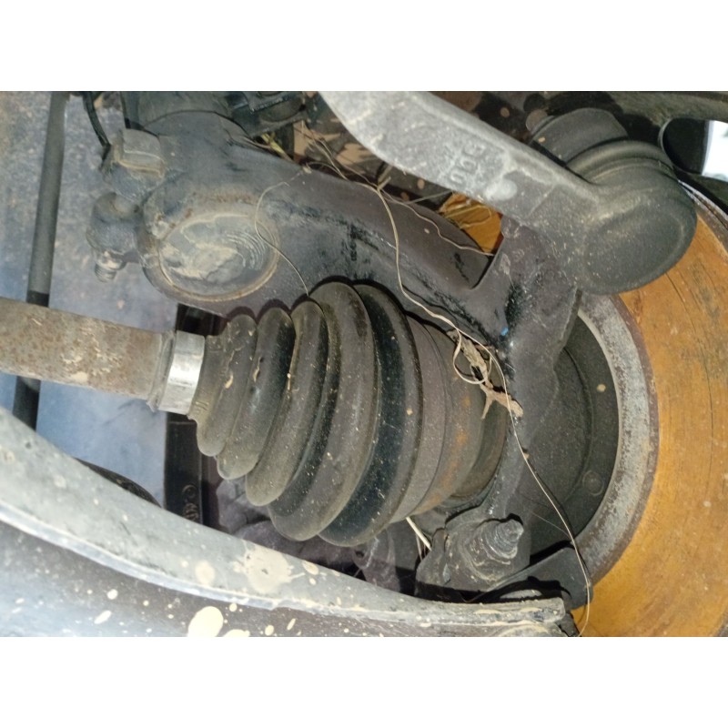 Recambio de mangueta delantera derecha para citroën c4 cactus 1.6 bluehdi 100 referencia OEM IAM   