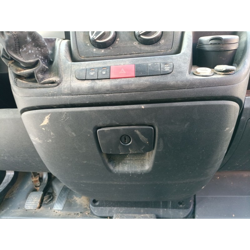 Recambio de guantera para opel movano c furgoneta (u9) 2.2 d referencia OEM IAM   