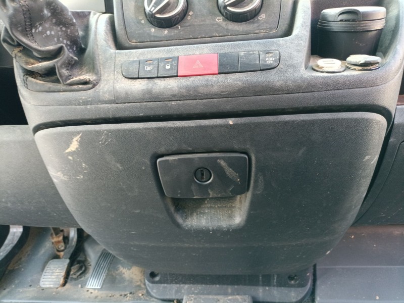 Recambio de guantera para opel movano c furgoneta (u9) 2.2 d referencia OEM IAM   