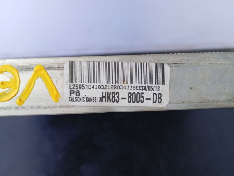 Recambio de radiador agua para land rover range rover velar referencia OEM IAM HK838005DB  P2-A6-13