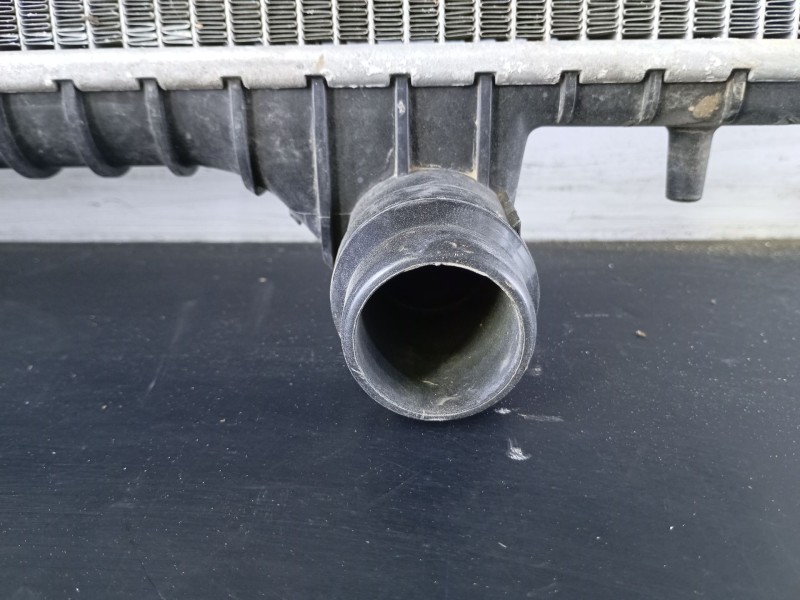 Recambio de radiador agua para land rover range rover velar referencia OEM IAM HK838005DB  P2-A6-13