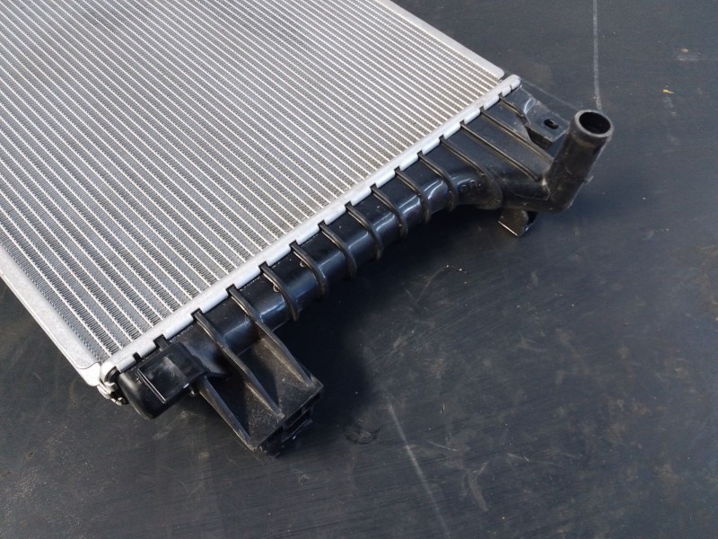 Recambio de radiador agua para maxus deliver 9 furgoneta 2.0 d (sv63c) referencia OEM IAM C00073990  P2-B6-14