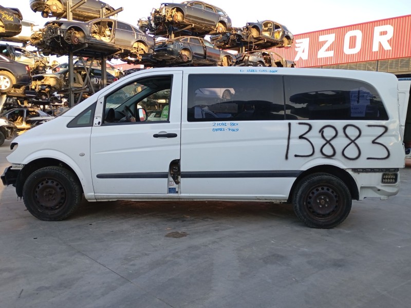 mercedes-benz vito autobús (w639) del año 2003