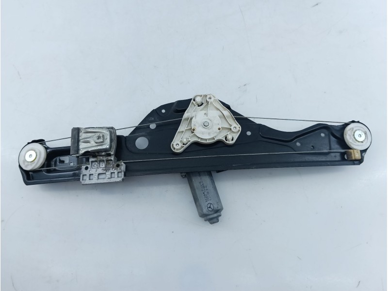 Recambio de elevalunas trasero derecho para mercedes-benz clase e (w211) berlina e 220 cdi (211.006) referencia OEM IAM A2118202