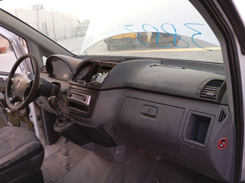 Recambio de salpicadero para mercedes-benz vito autobús (w639) 109 cdi (639.701) referencia OEM IAM   
