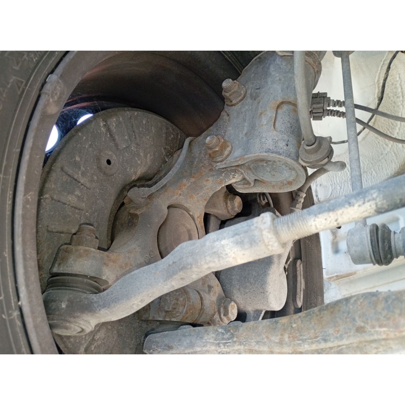 Recambio de mangueta delantera derecha para mercedes-benz vito autobús (w639) 109 cdi (639.701) referencia OEM IAM   