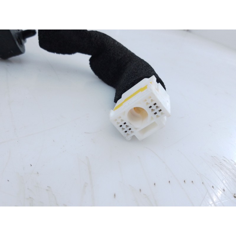 Recambio de retrovisor izquierdo electrico para kia sportage 1.6 crdi mhev mhev m63a18 referencia OEM IAM   