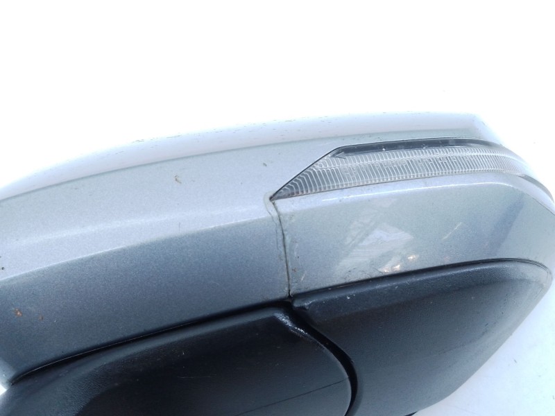 Recambio de retrovisor izquierdo electrico para kia sportage 1.6 crdi mhev mhev m63a18 referencia OEM IAM   