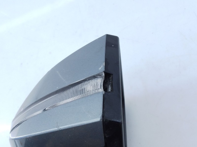 Recambio de retrovisor izquierdo electrico para kia sportage 1.6 crdi mhev mhev m63a18 referencia OEM IAM   