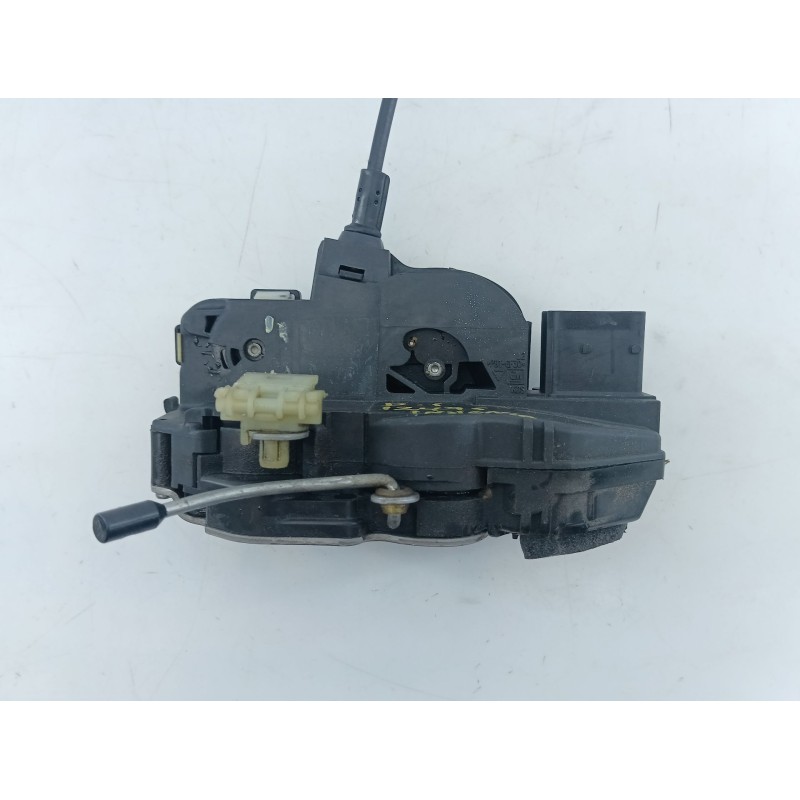 Recambio de cerradura puerta delantera izquierda para opel insignia berlina cosmo referencia OEM IAM   