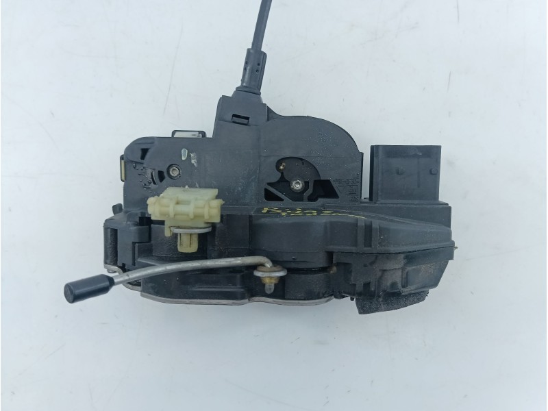 Recambio de cerradura puerta delantera izquierda para opel insignia berlina cosmo referencia OEM IAM   