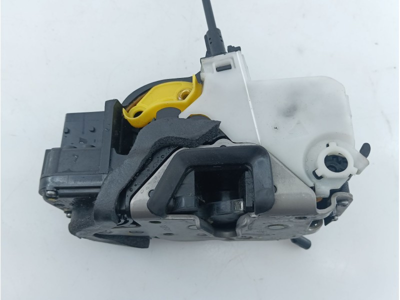 Recambio de cerradura puerta delantera izquierda para opel insignia berlina cosmo referencia OEM IAM   