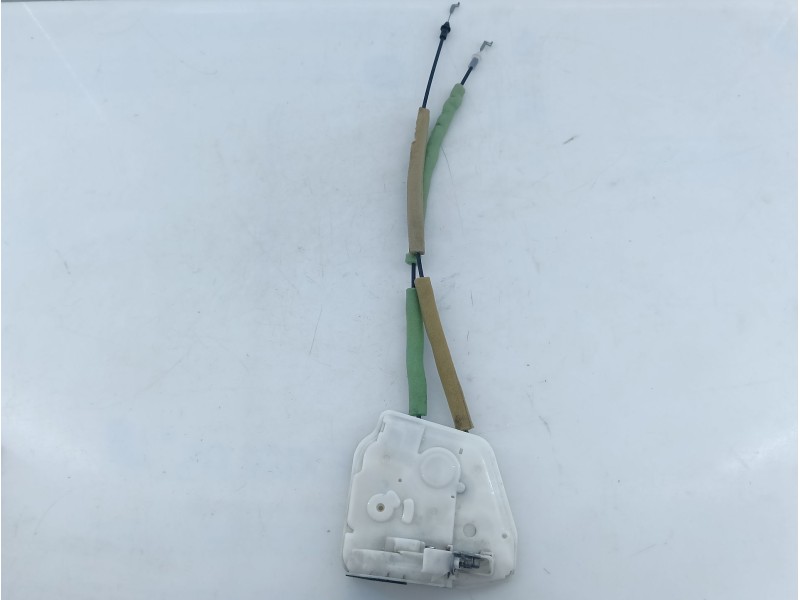 Recambio de cerradura puerta delantera derecha para mazda 3 lim. () evolution referencia OEM IAM   