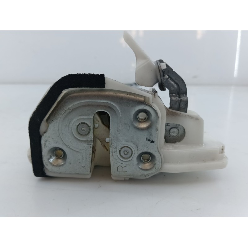 Recambio de cerradura puerta delantera derecha para mazda 3 lim. () evolution referencia OEM IAM   