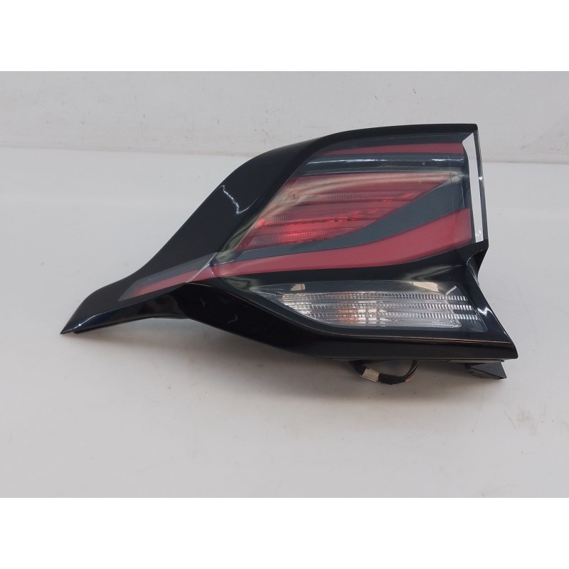 Recambio de piloto trasero izquierdo para kia sportage 1.6 crdi mhev mhev m63a18 referencia OEM IAM   