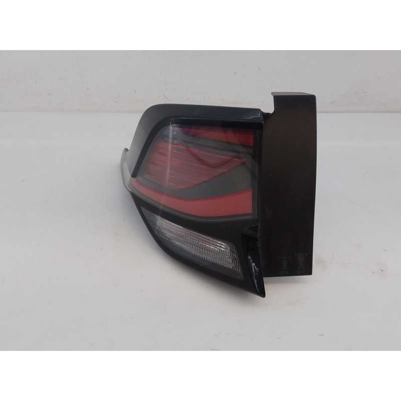 Recambio de piloto trasero izquierdo para kia sportage 1.6 crdi mhev mhev m63a18 referencia OEM IAM   