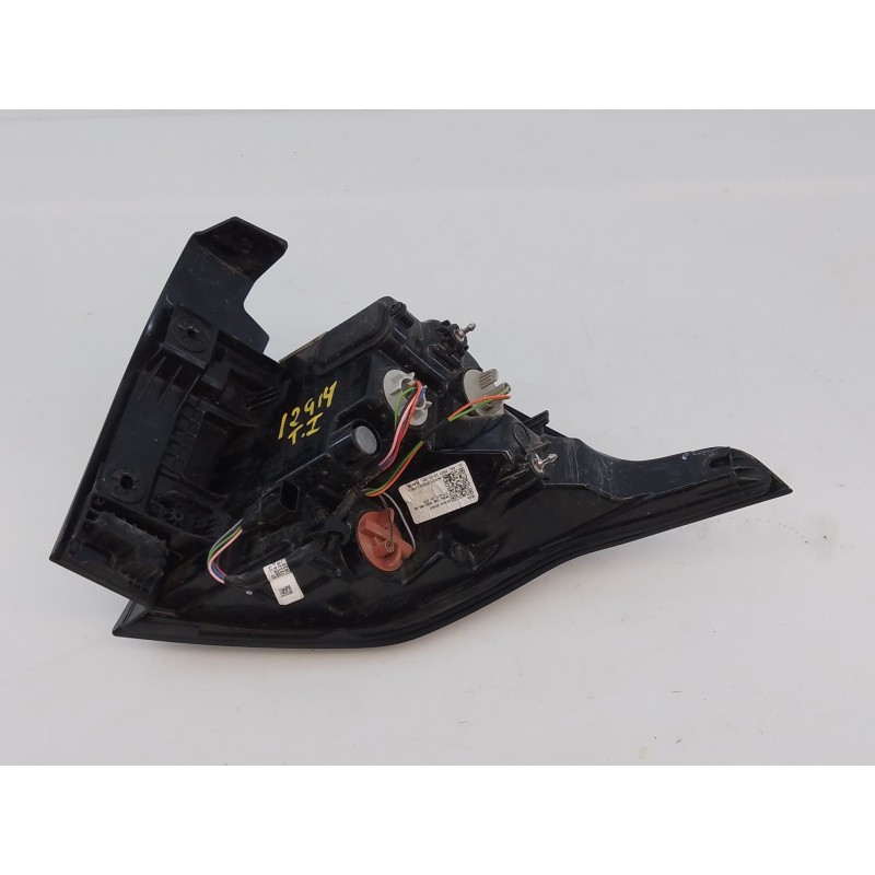 Recambio de piloto trasero izquierdo para kia sportage 1.6 crdi mhev mhev m63a18 referencia OEM IAM   