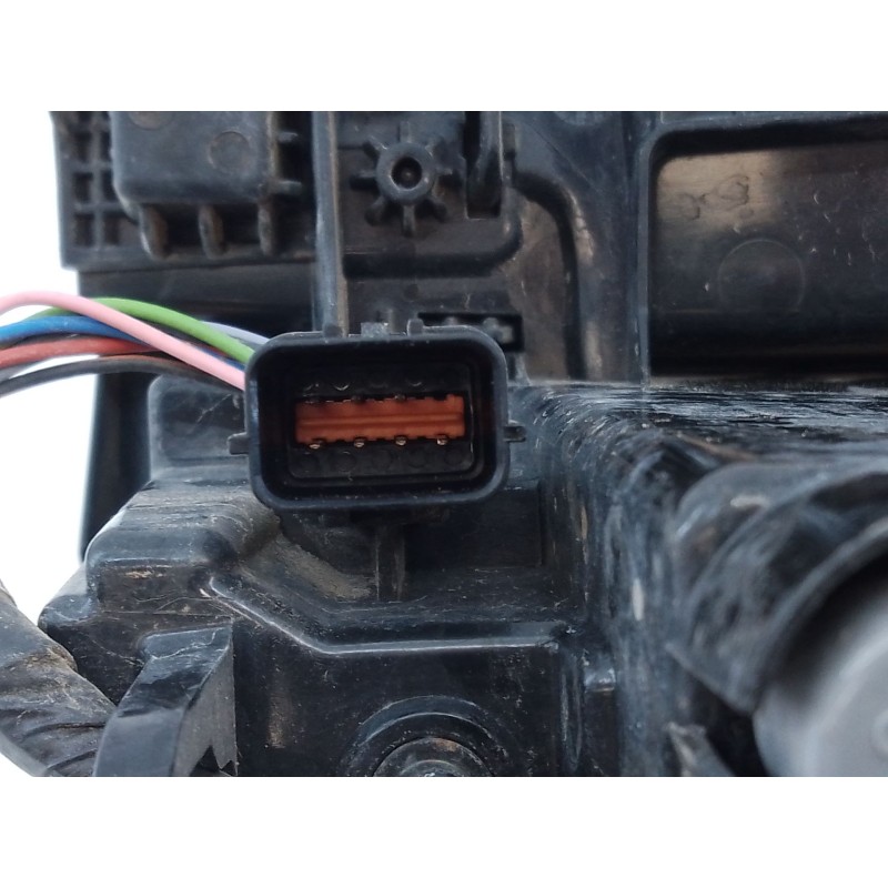 Recambio de piloto trasero izquierdo para kia sportage 1.6 crdi mhev mhev m63a18 referencia OEM IAM   