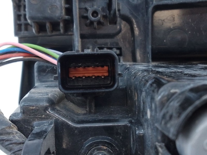 Recambio de piloto trasero izquierdo para kia sportage 1.6 crdi mhev mhev m63a18 referencia OEM IAM   