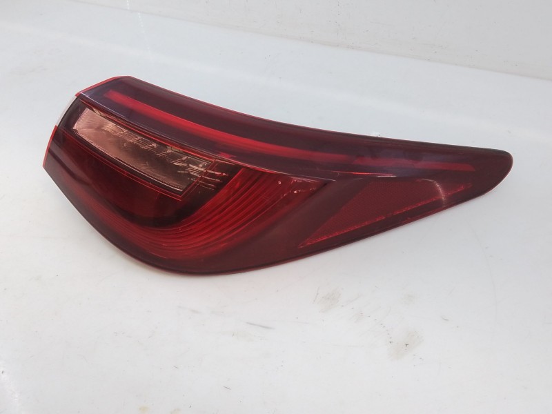 Recambio de piloto trasero derecho para infiniti q50 premiun referencia OEM IAM   