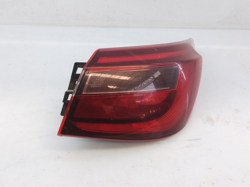 Recambio de piloto trasero derecho para infiniti q50 premiun referencia OEM IAM   