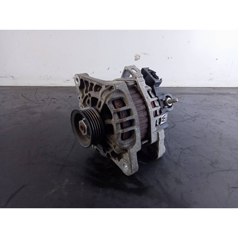 Recambio de alternador para hyundai i20 trend referencia OEM IAM 2622650 3730003355 