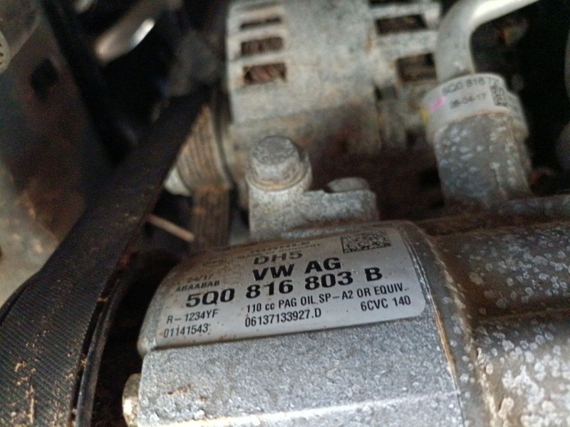 Recambio de compresor aire acondicionado para volkswagen touran (5t1) 2.0 tdi referencia OEM IAM 5Q0816803B  