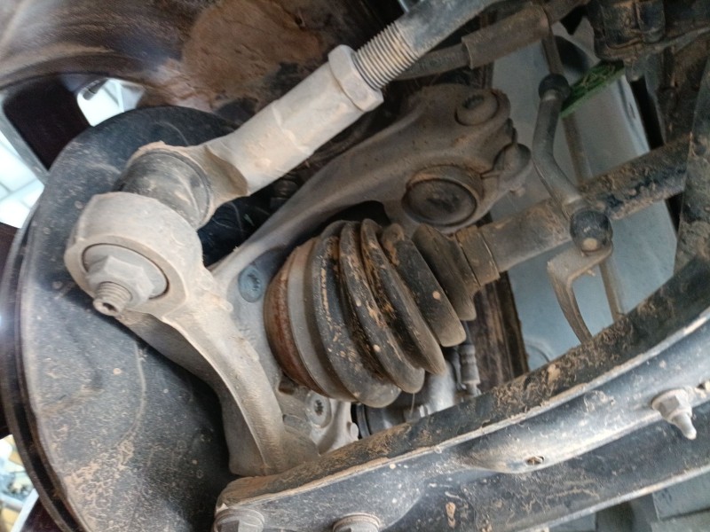 Recambio de mangueta delantera izquierda para volkswagen touran (5t1) 2.0 tdi referencia OEM IAM   