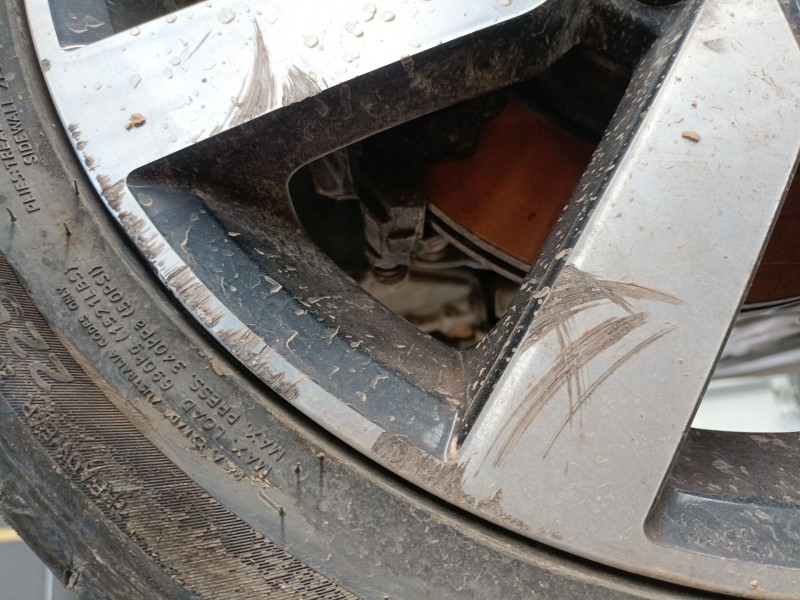 Recambio de llanta para volkswagen touran (5t1) 2.0 tdi referencia OEM IAM   