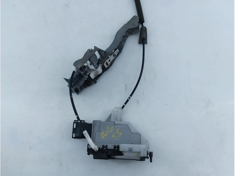 Recambio de cerradura puerta trasera izquierda para peugeot 3008 active referencia OEM IAM   