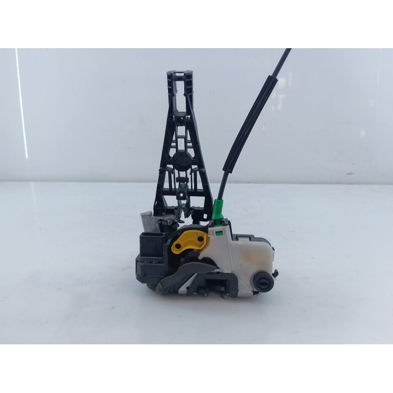 Recambio de cerradura puerta delantera izquierda para chevrolet orlando lt+ referencia OEM IAM   