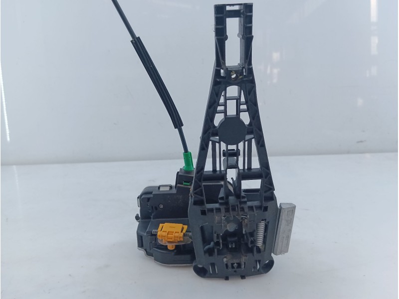 Recambio de cerradura puerta delantera izquierda para chevrolet orlando lt+ referencia OEM IAM   