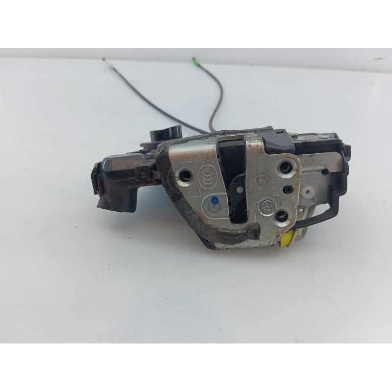 Recambio de cerradura puerta delantera izquierda para toyota auris active referencia OEM IAM   