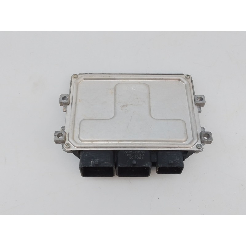 Recambio de centralita motor uce para citroën c3 ii (sc_) 1.2 vti 82 referencia OEM IAM 9811545080  