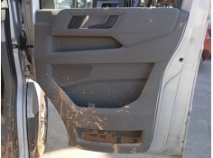 GUARNECIDO PUERTA DELANTERA DERECHA 