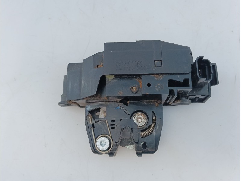 Recambio de cerradura maletero / porton para opel astra l 1.2 dynamic referencia OEM IAM   