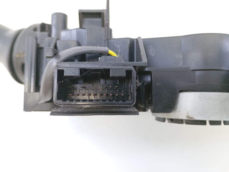 Recambio de mando intermitentes para toyota auris hybrid advance referencia OEM IAM   